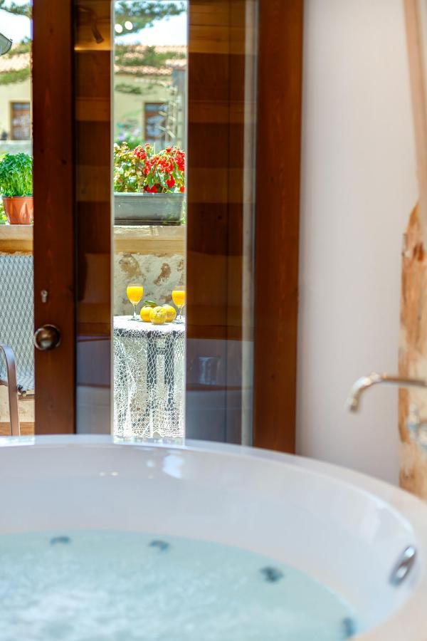 Hamam Suites Portou Chania  ภายนอก รูปภาพ